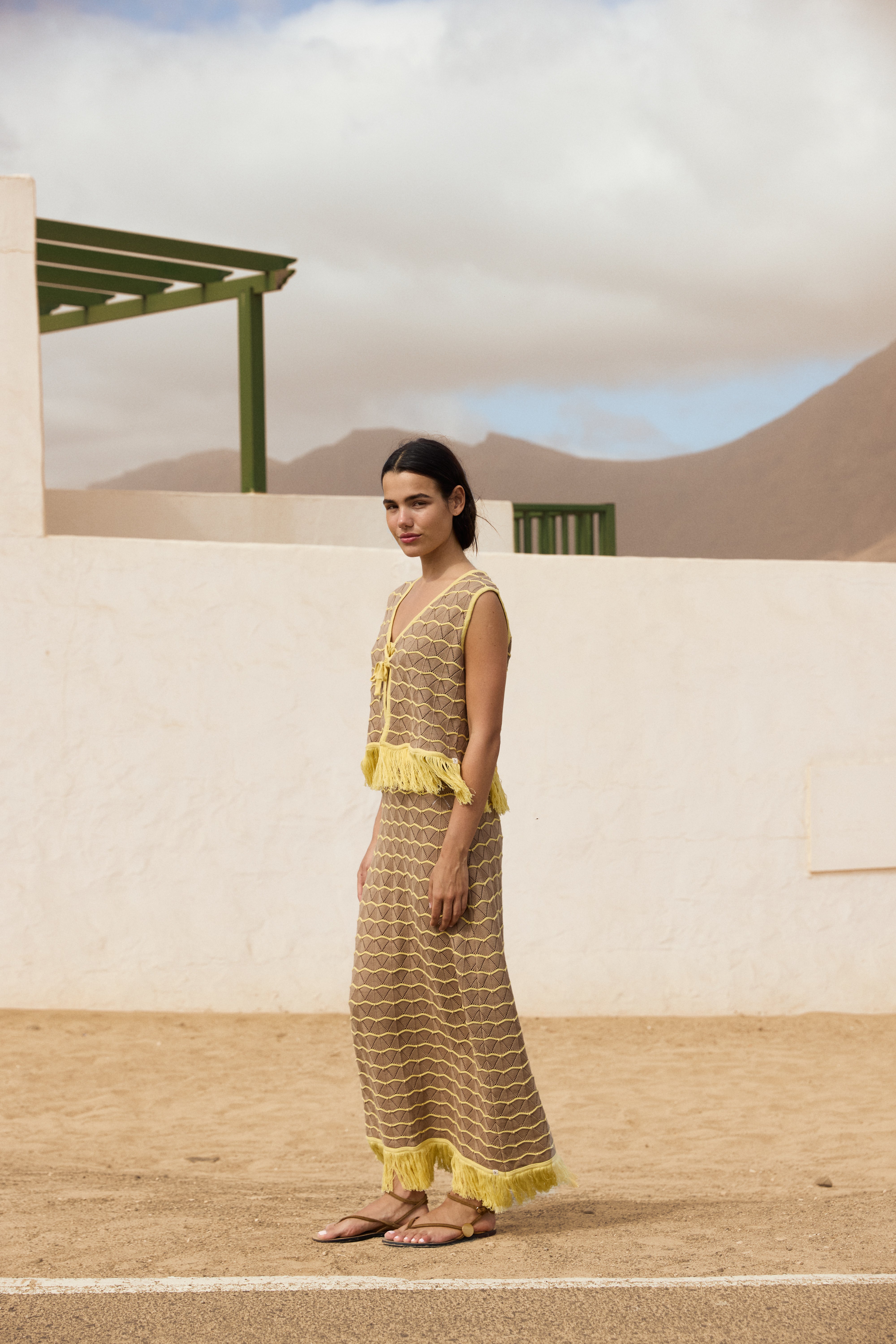 CAMARIA SAND SET