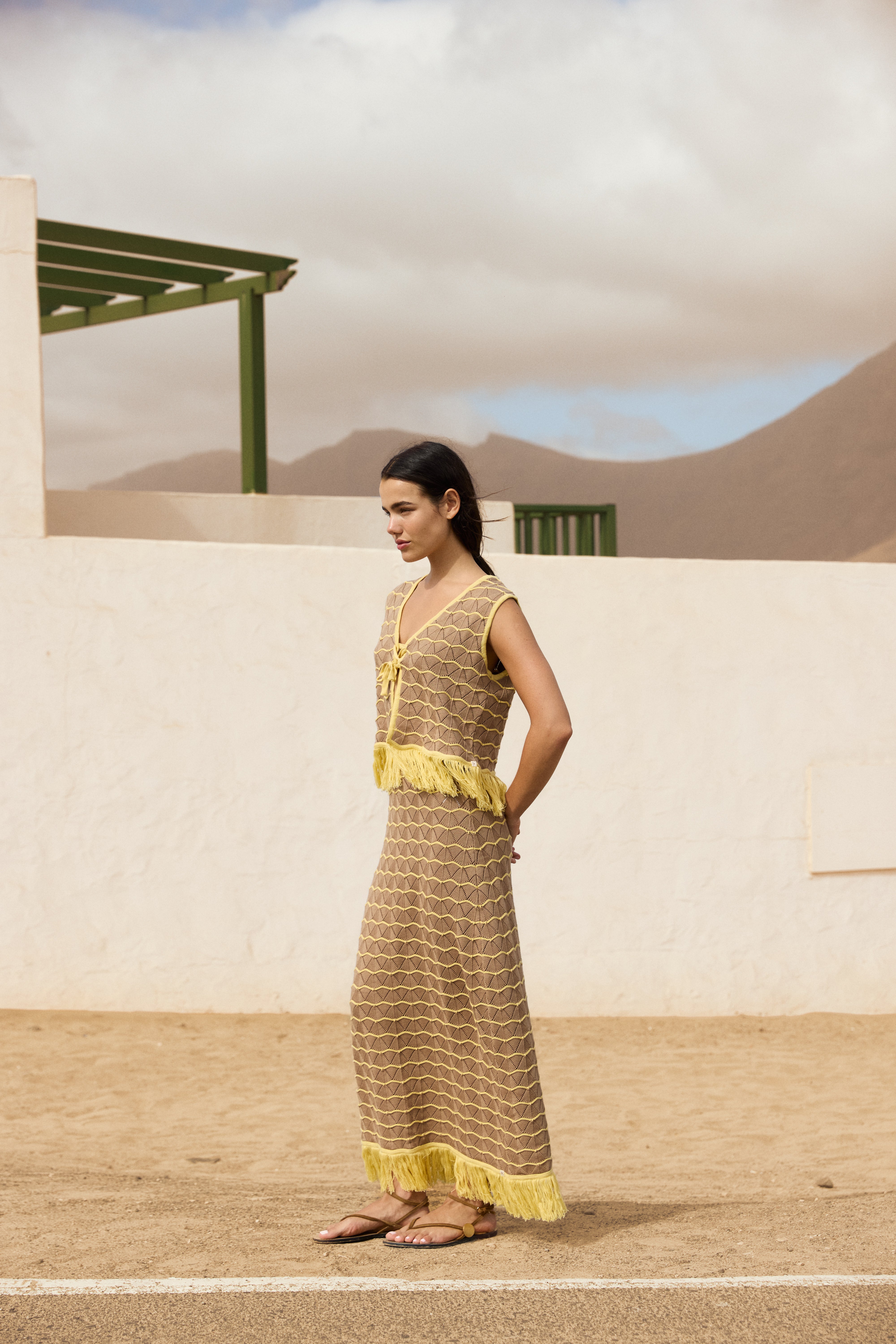CAMARIA SAND SET